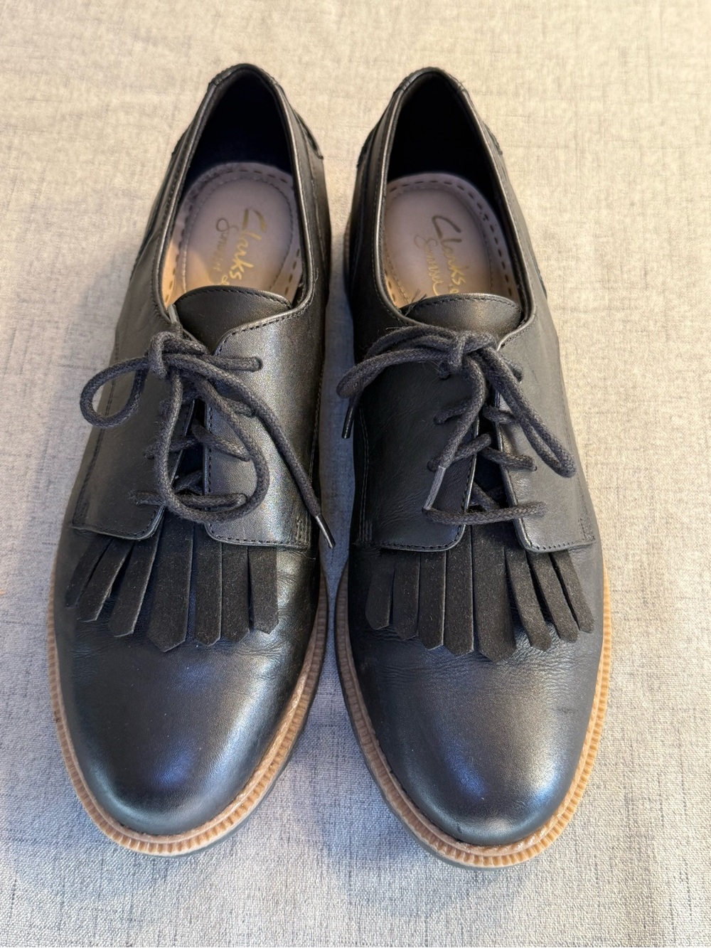 Clarks Somerset Black Leather Fringe Kiltie Oxford Laced Shoes Women's US 8.5
